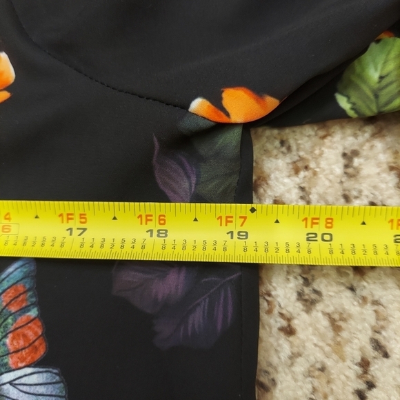 NWT Alexia Admor Vintage Botanical Dark Floral Dress Size Small Bell Sleeves - Picture 10 of 15